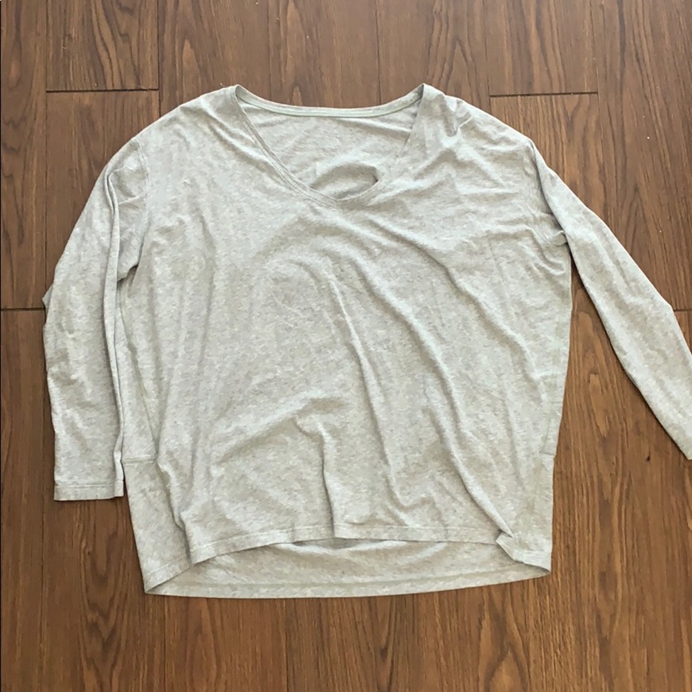 Lululemon top